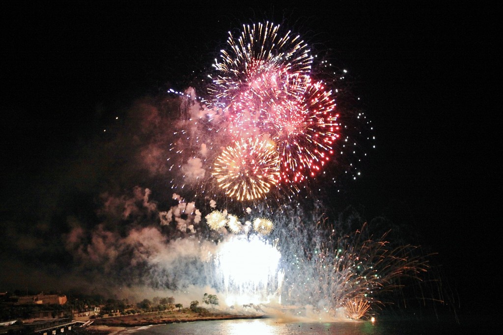 Foto: Fuegos artificiales - Tarragona (Cataluña), España