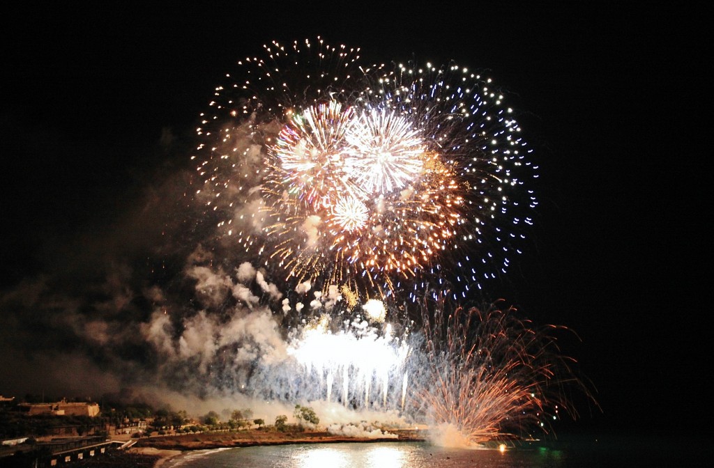 Foto: Fuegos artificiales - Tarragona (Cataluña), España