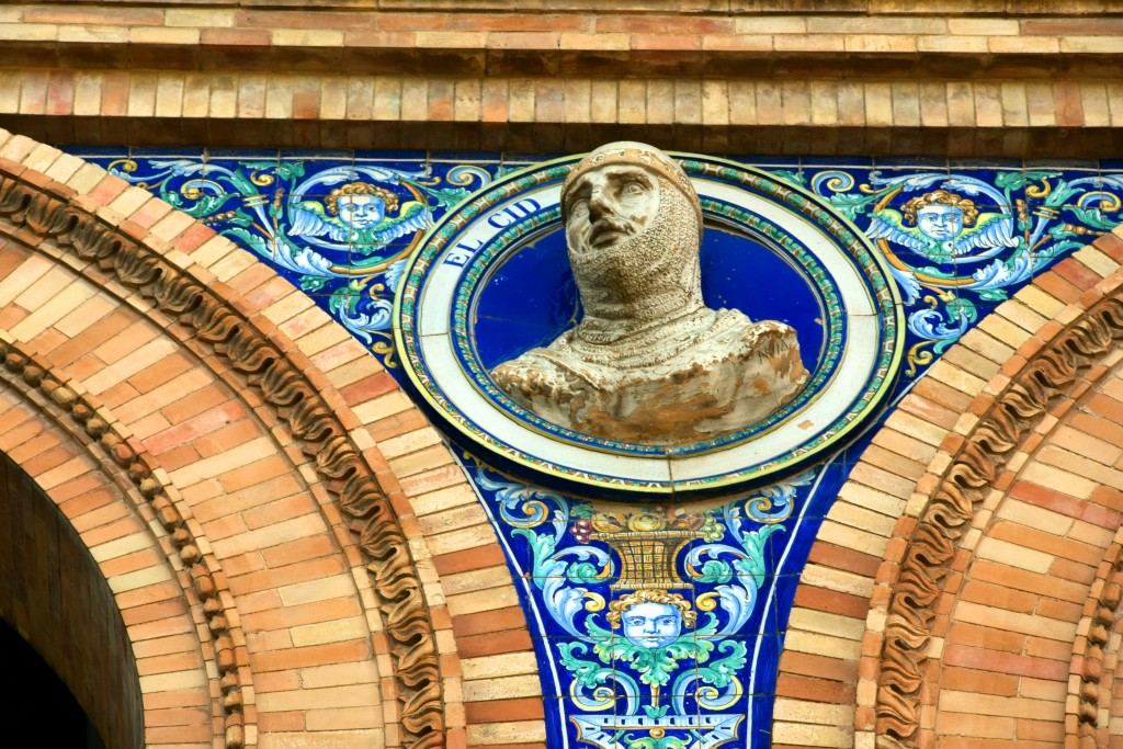 Foto: El Cid su busto representado en la Plaza de España sevillana - Sevilla (Andalucía), España