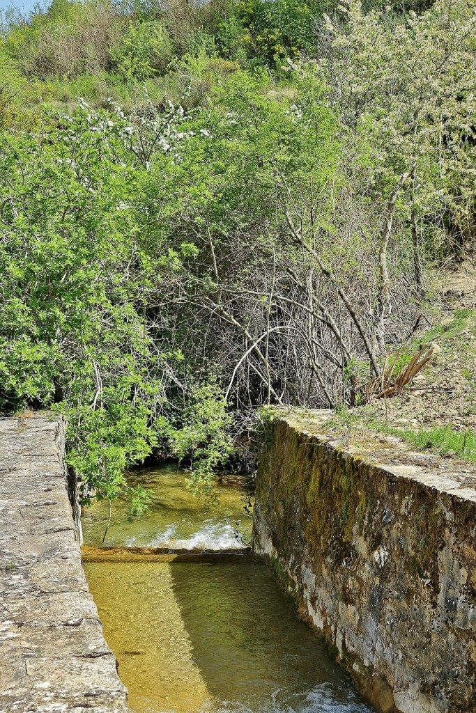 Foto: Vista del pueblo - San Juan de Serós (Huesca), España