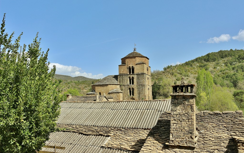 Foto: Vista del pueblo - San Juan de Serós (Huesca), España