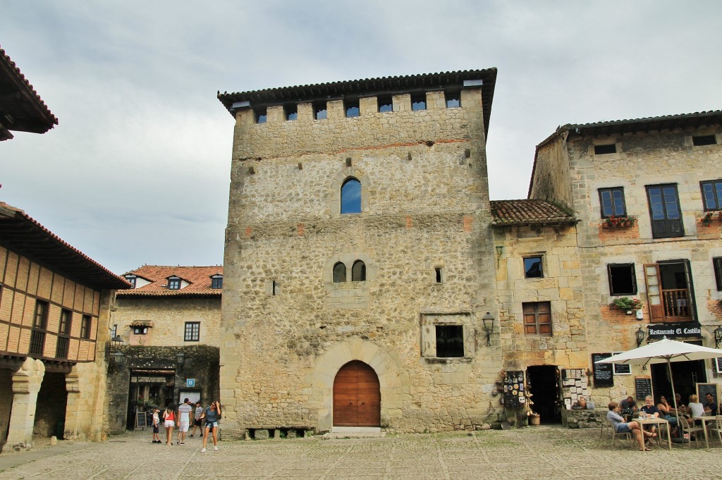 Foto: Centro histórico - Santillana del Mar (Cantabria), España