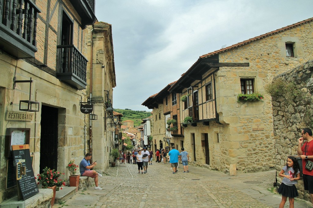 Foto: Centro histórico - Santillana del Mar (Cantabria), España