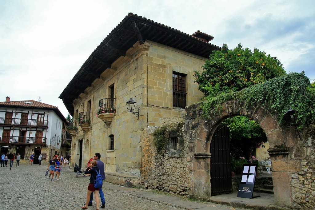 Foto: Centro histórico - Santillana del Mar (Cantabria), España