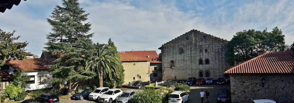 Foto: Centro histórico - Santillana del Mar (Cantabria), España