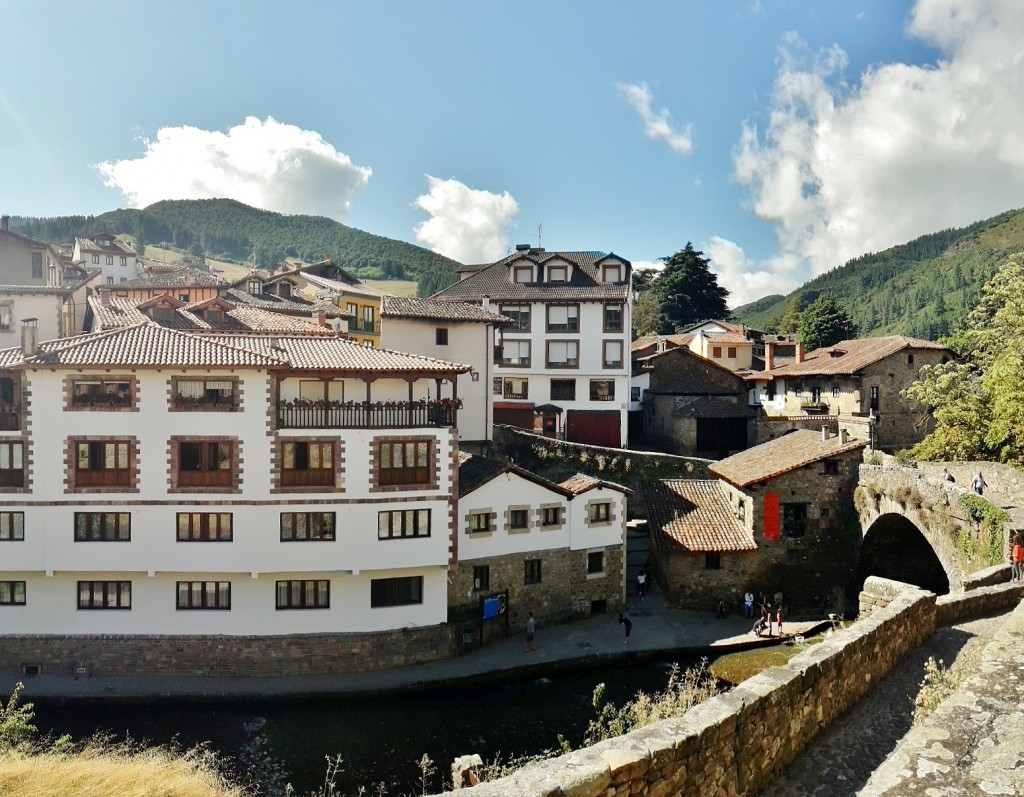 Foto: Centro histórico - Potes (Cantabria), España