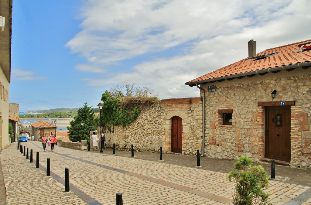 Foto: Centro histórico - San Vicente de la Barquera (Cantabria), España