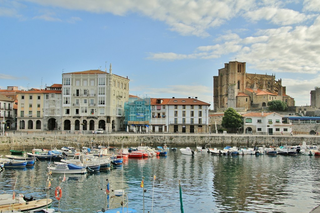 Foto: Centro histórico - Castro Urdiales (Cantabria), España