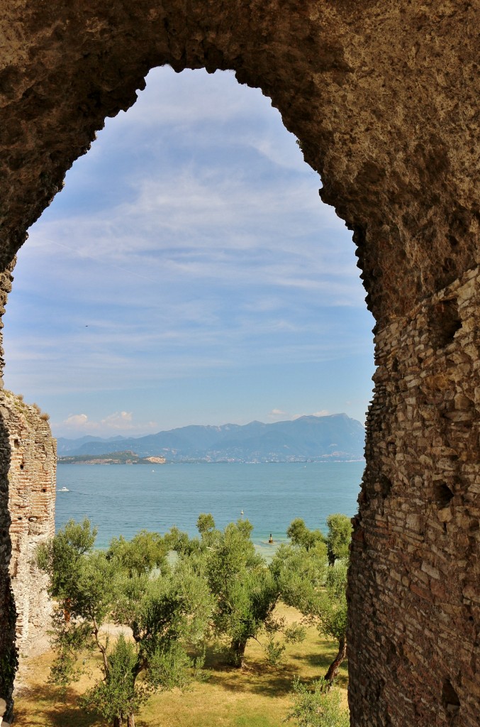 Foto: Gruta de Cátulo - Sirmione (Lombardy), Italia