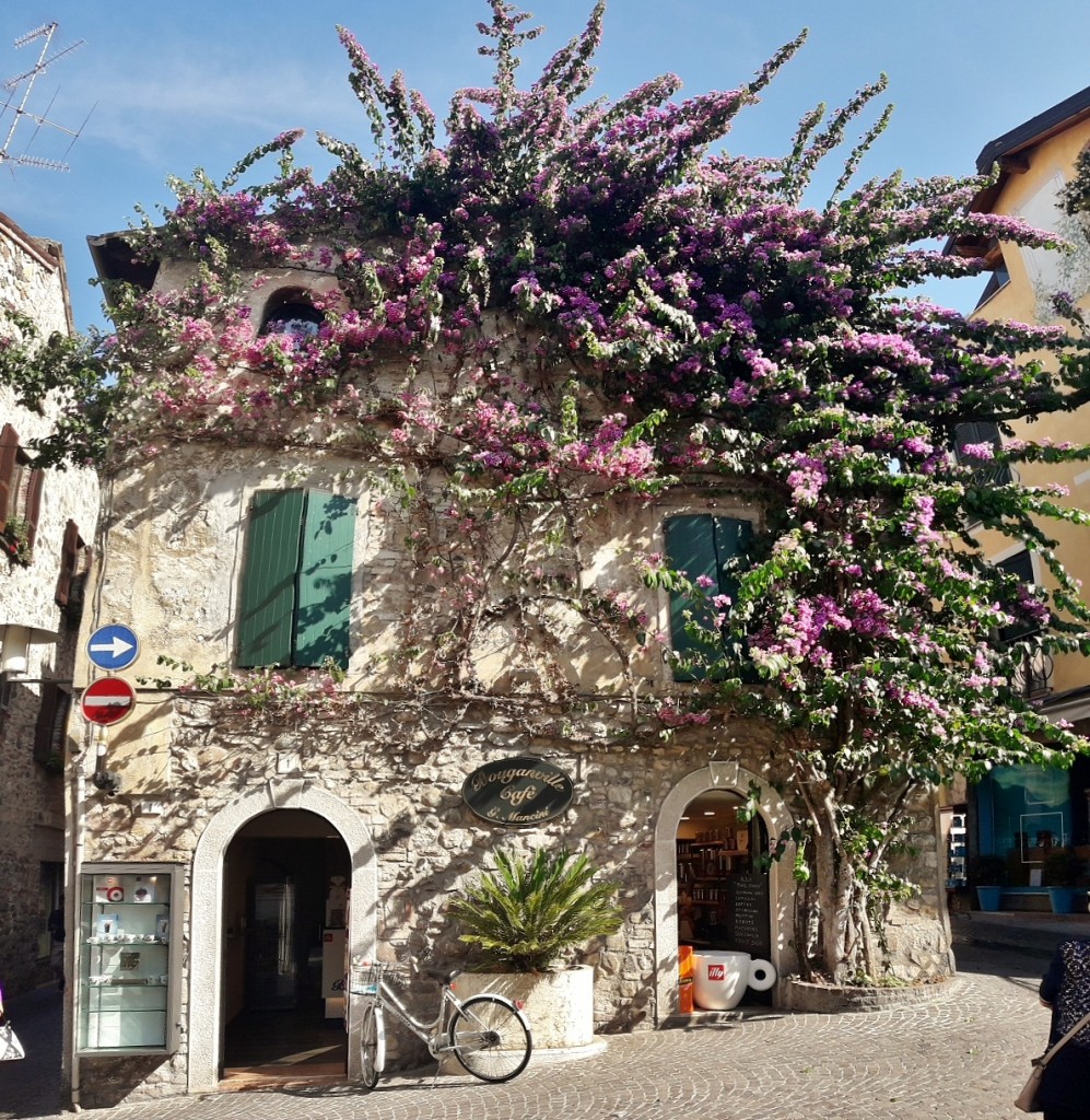 Foto: Centro histórico - Sirmione (Lombardy), Italia