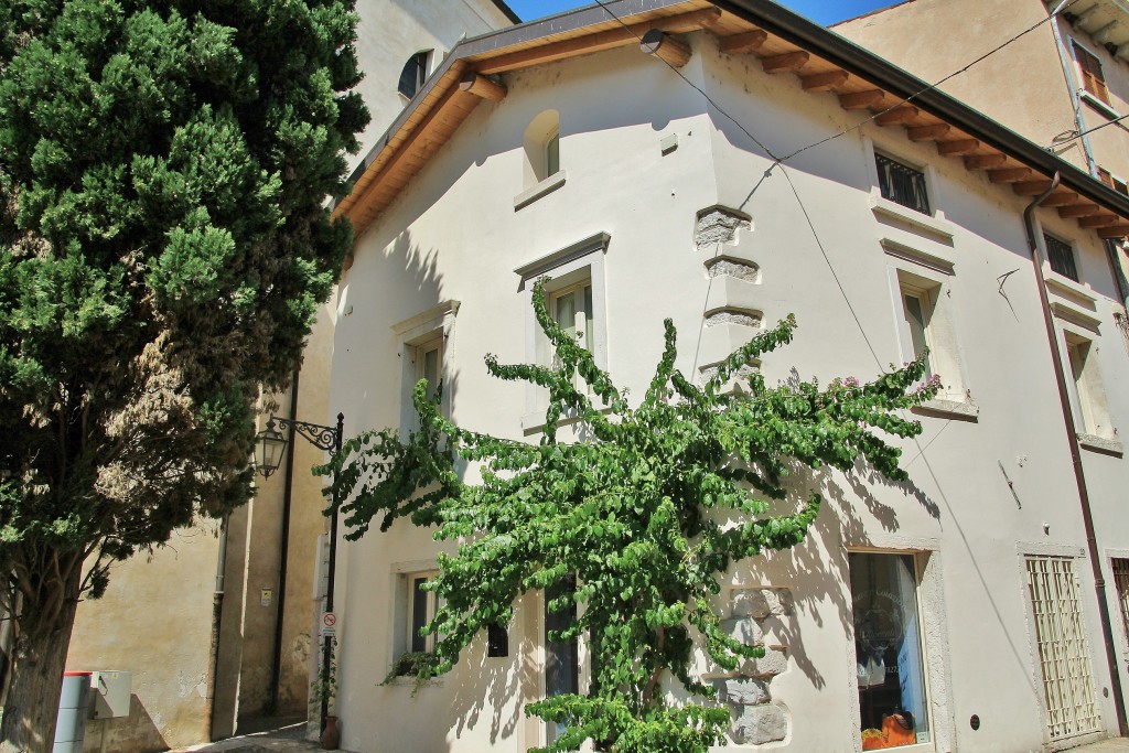 Foto: Centro histórico - Lazise (Veneto), Italia