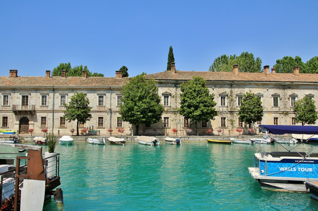 Foto: Centro histórico - Peschiera del Garda (Veneto), Italia