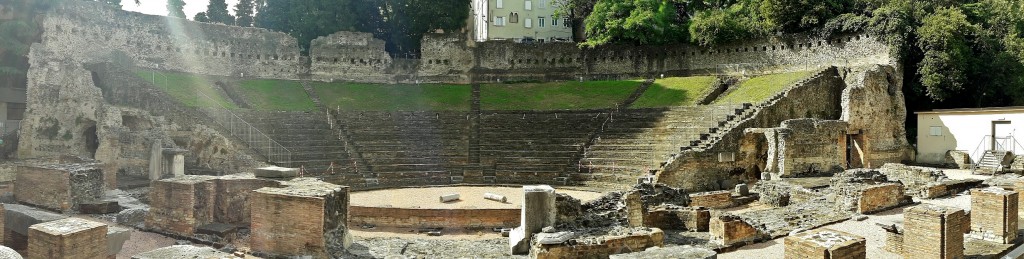 Foto: Teatro romano - Trieste (Friuli Venezia Giulia), Italia