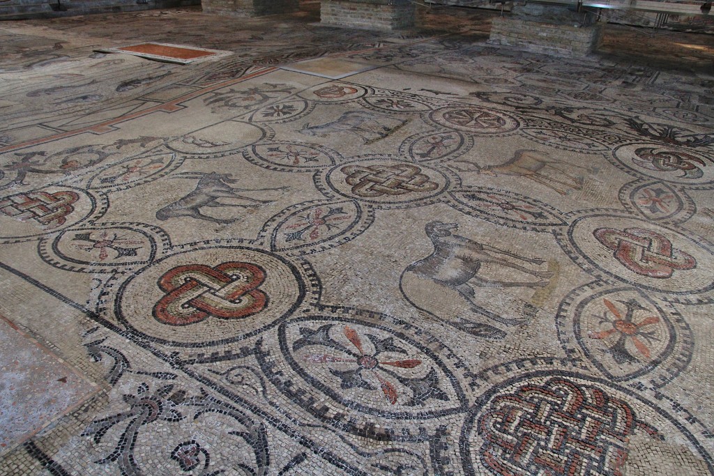 Foto: Basílica patriarcal - Aquileia (Friuli Venezia Giulia), Italia