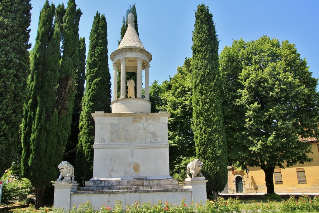 Foto: Cementerio de la basílica patriarcal - Aquileia (Friuli Venezia Giulia), Italia