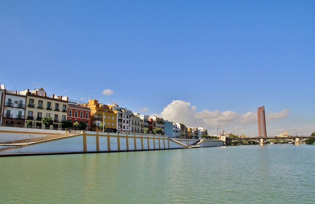 Foto: Navegando por el Guadalquivir - Sevilla (Andalucía), España