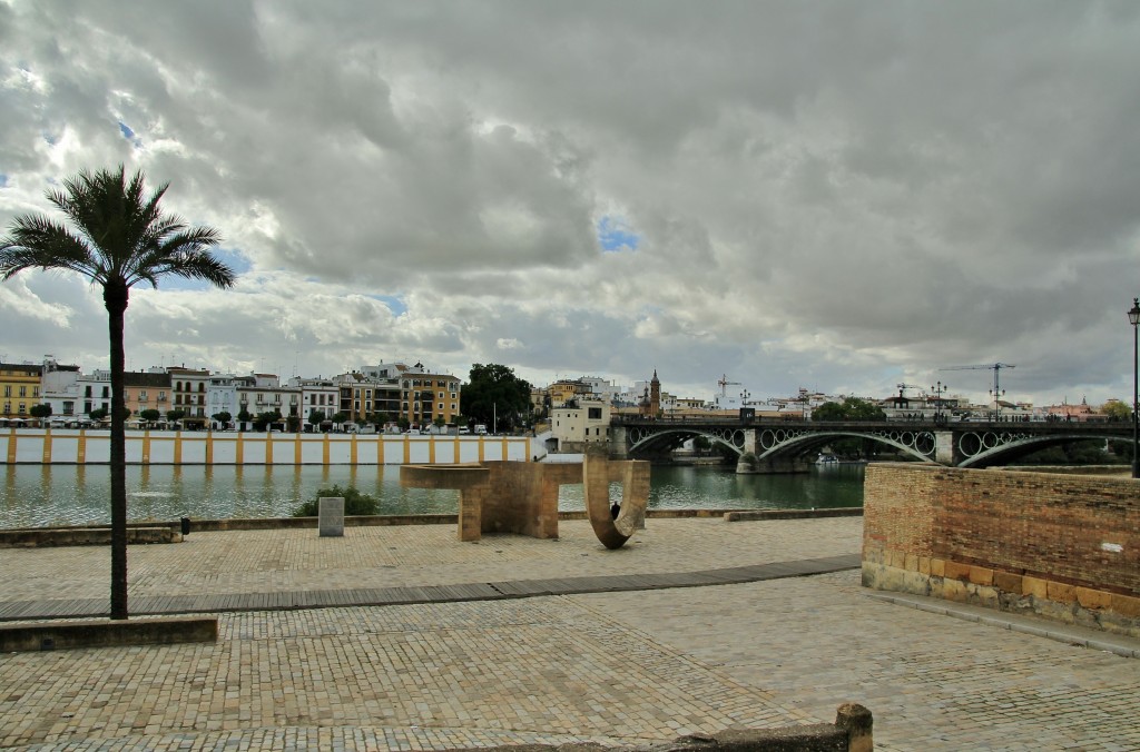 Foto: Orilla del río - Sevilla (Andalucía), España