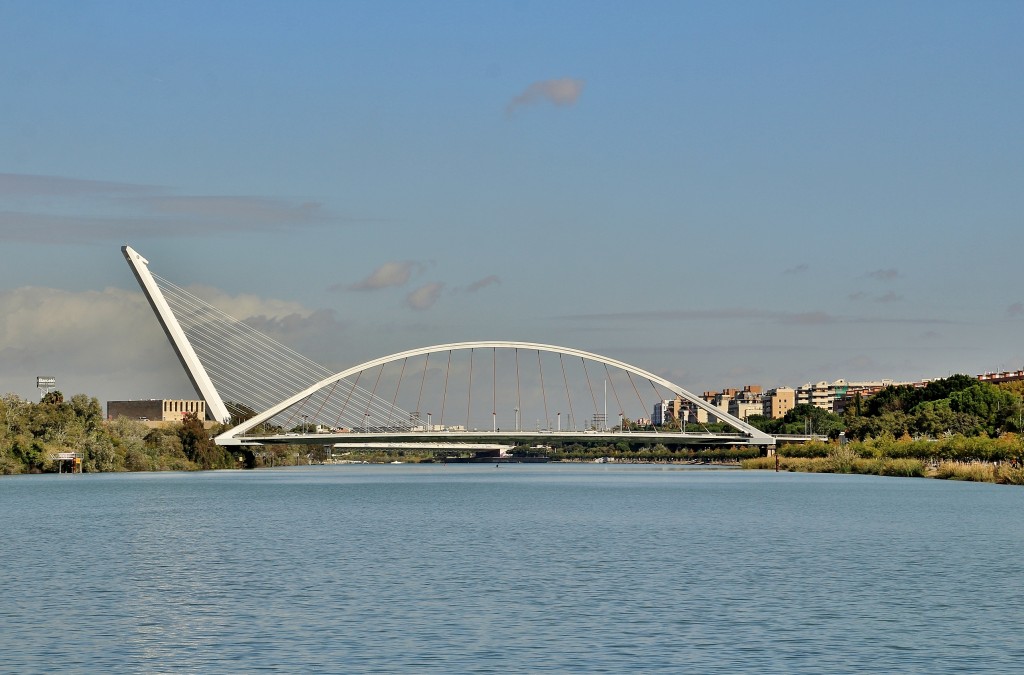 Foto: Navegando por el Guadalquivir - Sevilla (Andalucía), España