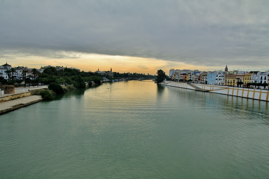 Foto Rio Guadalquivir Sevilla Andalucía España 9892