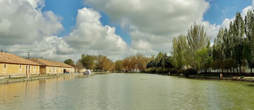 Foto: Canal de Castilla - Medina de Rioseco (Valladolid), España