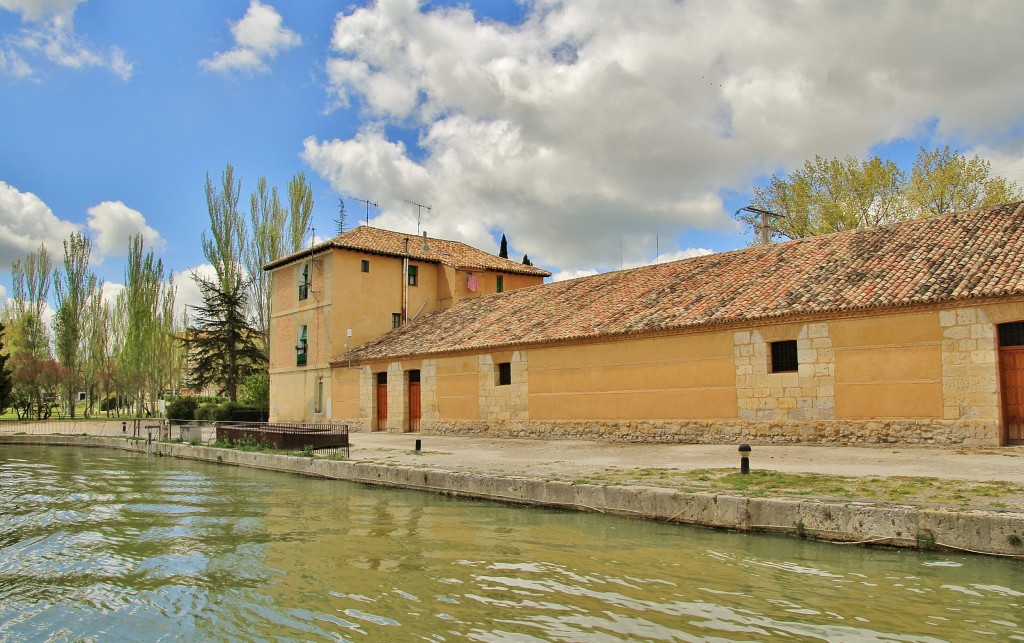 Foto: Canal de Castilla - Medina de Rioseco (Valladolid), España