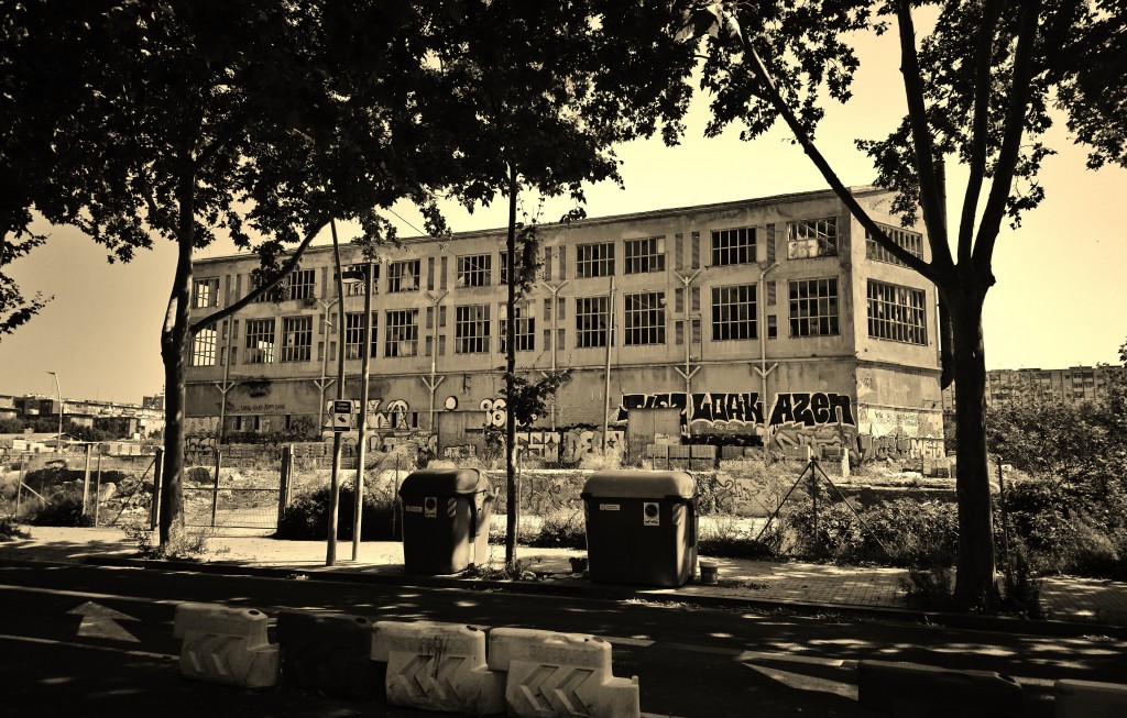 Foto: Edificio Abandonado - Barcelona (Cataluña), España