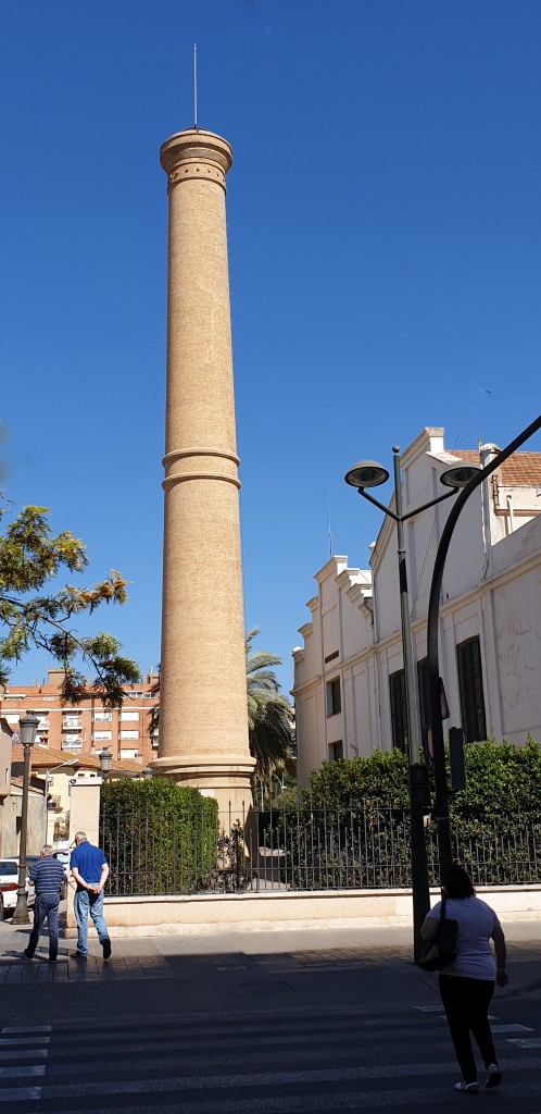 Foto: Chimenea antigua fabrica de Patraix - Valencia (València), España