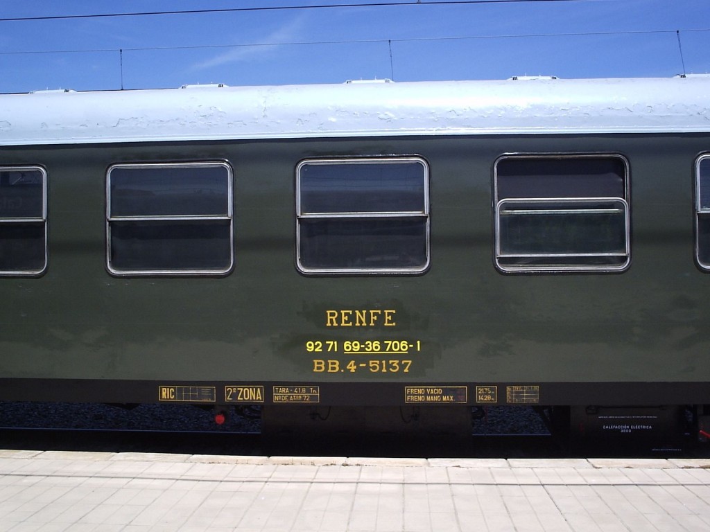 Foto: Tren Azul - Calatayud (Zaragoza), España