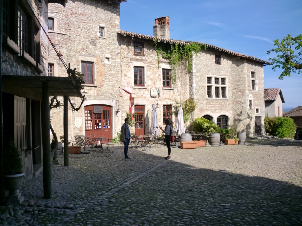 Foto de Perouges (Bourgogne), Francia