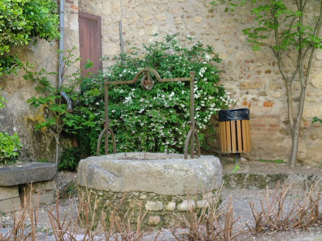 Foto de Perouges (Bourgogne), Francia