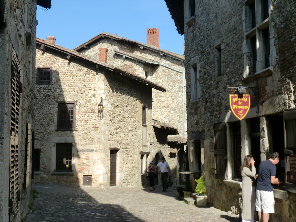 Foto de Perouges (Bourgogne), Francia