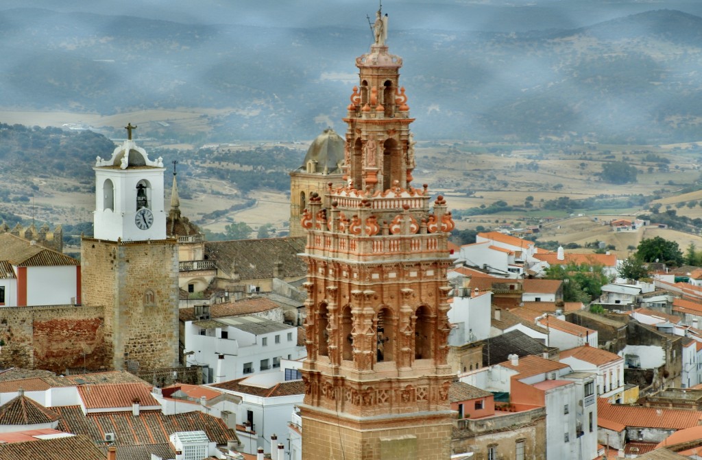 Foto: Vistas desde el campanario de la iglesia de San Bartolomé - Jerez de los Caballeros (Badajoz), España