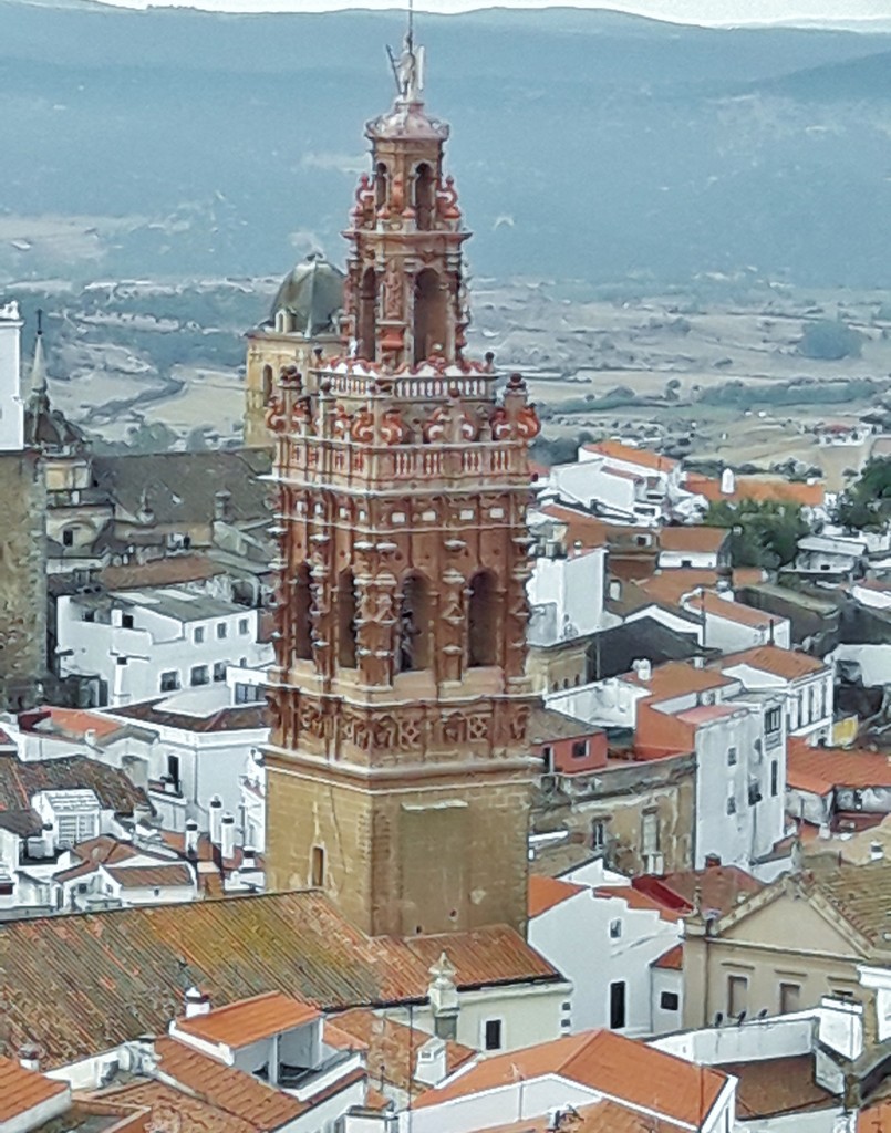 Foto: Vistas desde el campanario de la iglesia de San Bartolomé - Jerez de los Caballeros (Badajoz), España