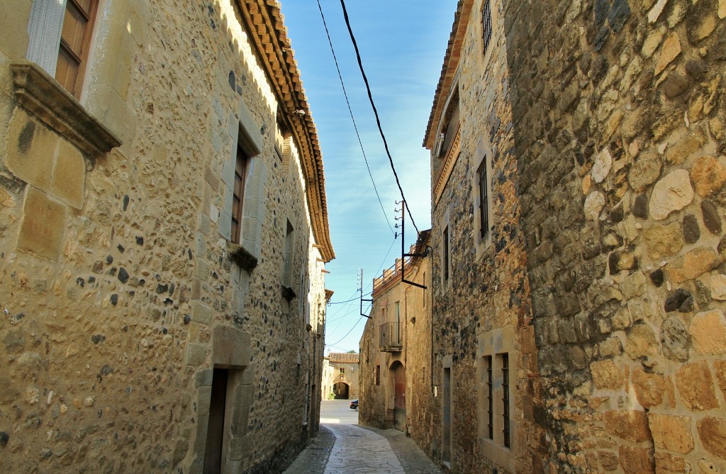 Foto: Centro histórico - Pubol (Girona), España