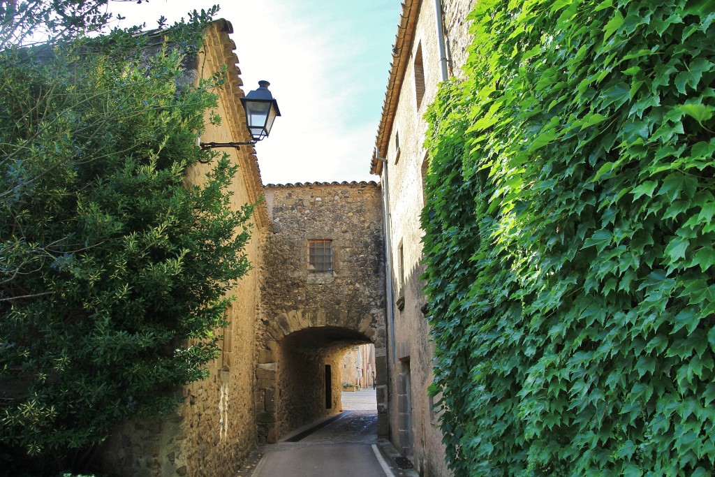 Foto: Centro histórico - Pubol (Girona), España