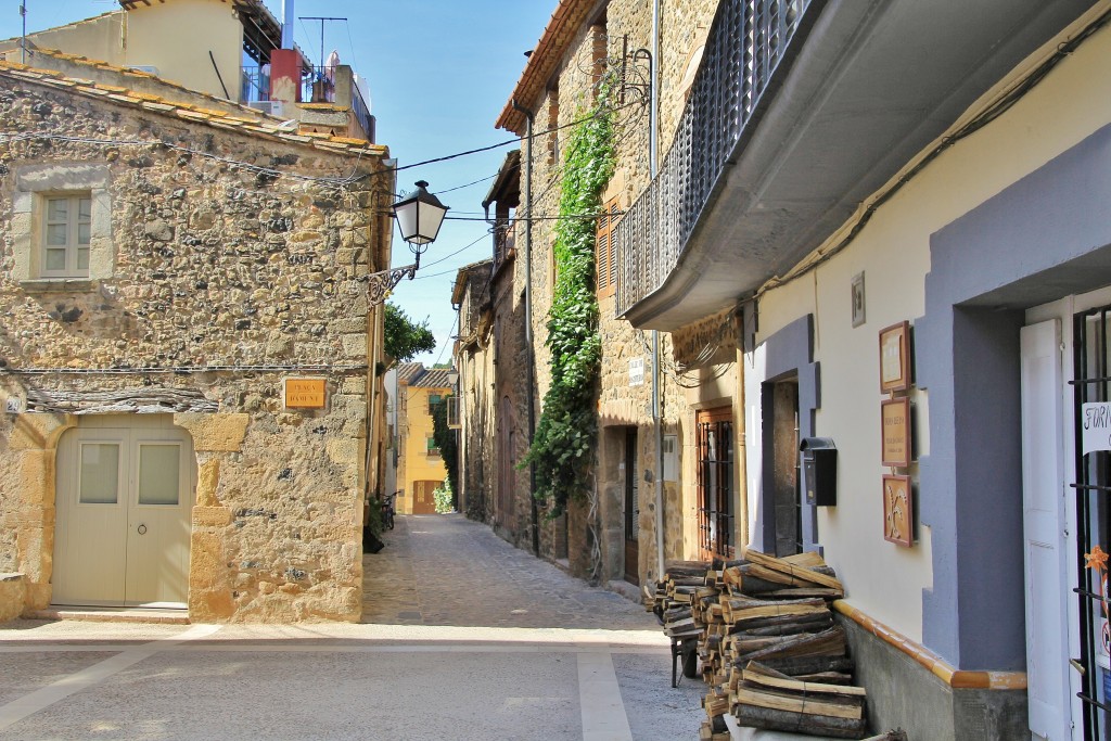 Foto: Centro histórico - Rupià (Girona), España