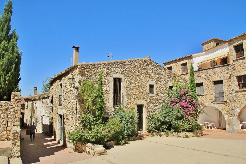 Foto: Centro histórico - Sant Martí d´Empuries (Girona), España