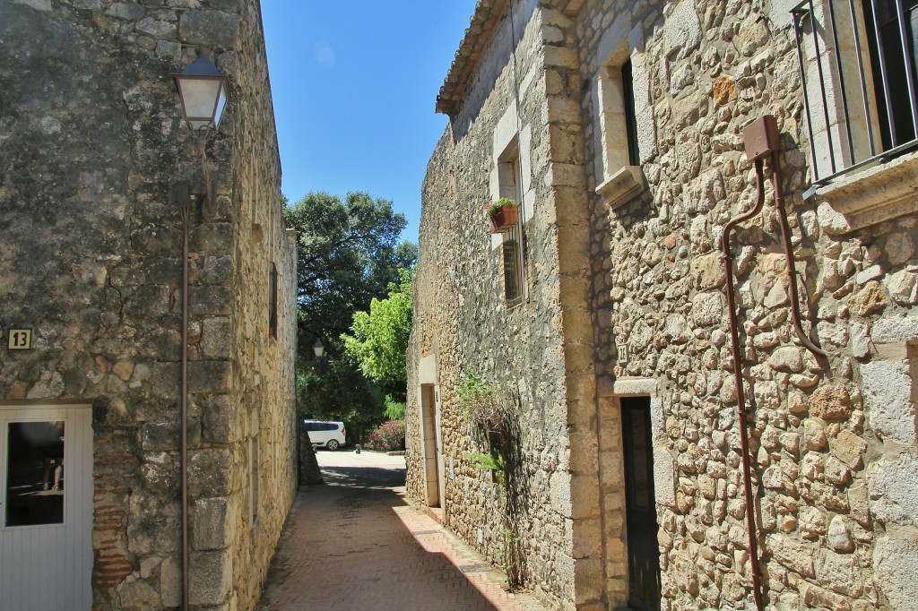 Foto: Centro histórico - Sant Martí d´Empuries (Girona), España