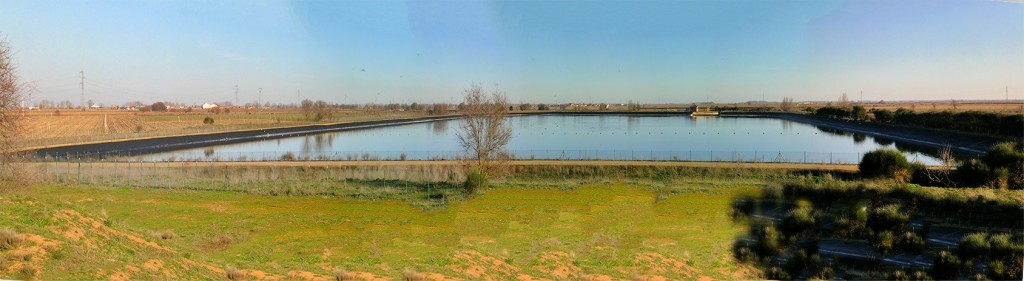 Foto: Panorámica del embalse - Santa Cristina del Páramo (Castilla y León), España