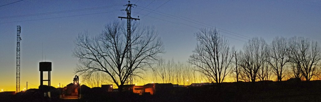 Foto: Panoramamica de Zuares al Atardecer en Enero - Zuares del Páramo (Castilla y León), España