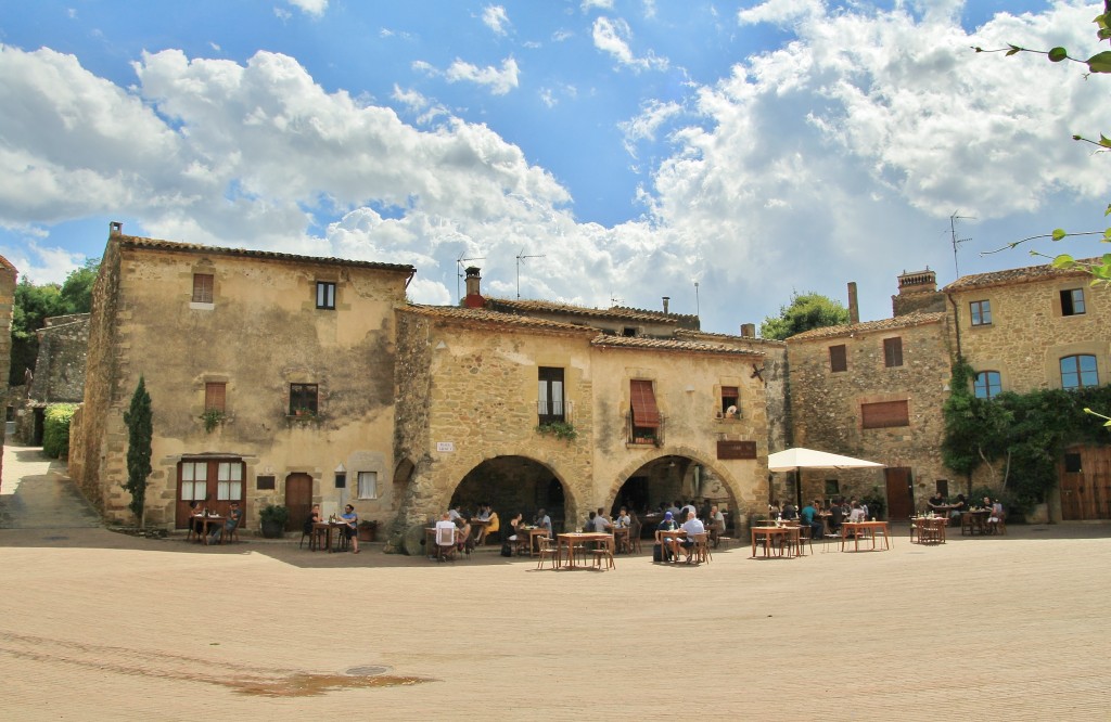 Foto: Centro histórico - Monells (Girona), España