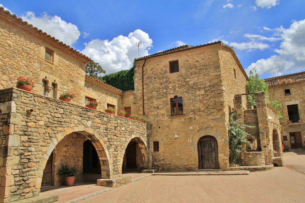 Foto: Centro histórico - Monells (Girona), España