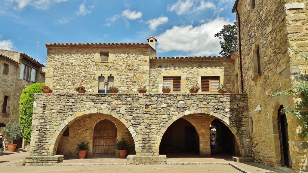 Foto: Centro histórico - Monells (Girona), España