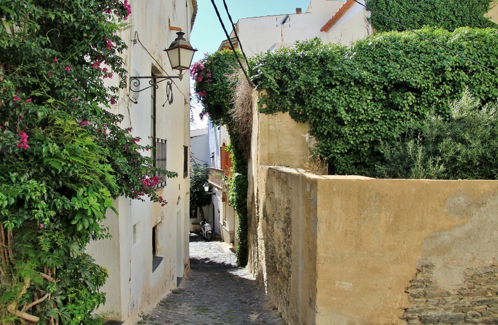 Foto: Centro histórico - Cadaqués (Girona), España