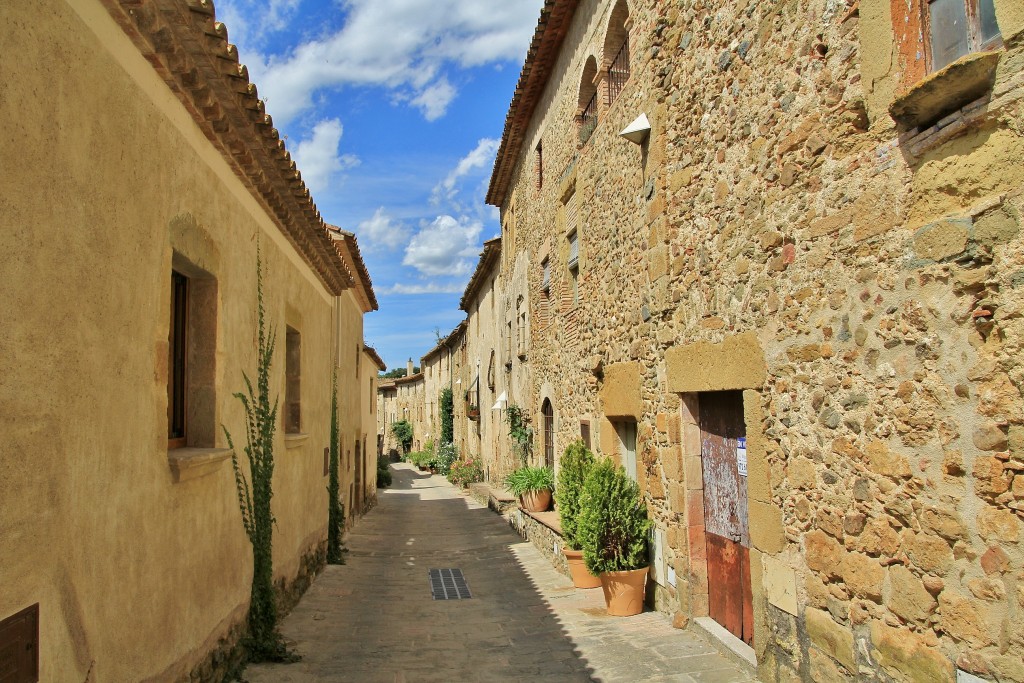 Foto: Centro histórico - Monells (Girona), España