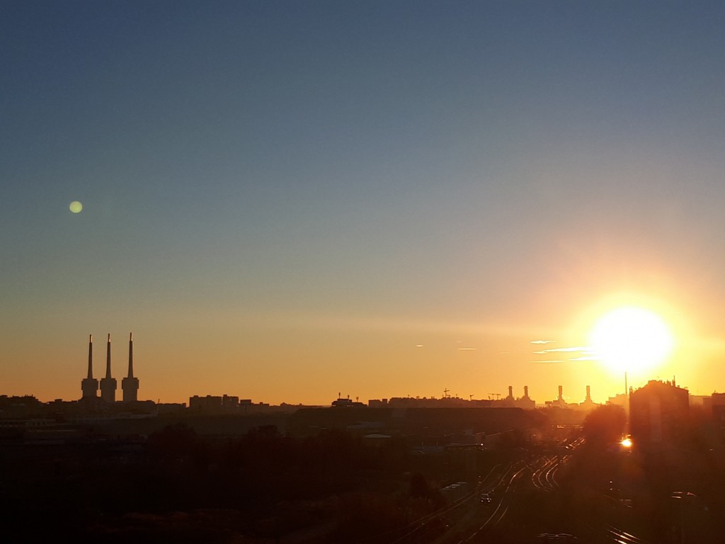 Foto: Amanecer - Sant Adrià de Besòs (Cataluña), España