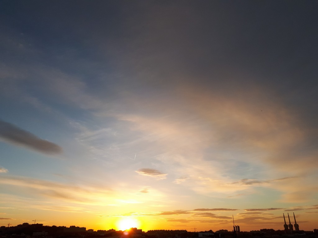 Foto: Amanecer - Sant Adrià de Besòs (Cataluña), España