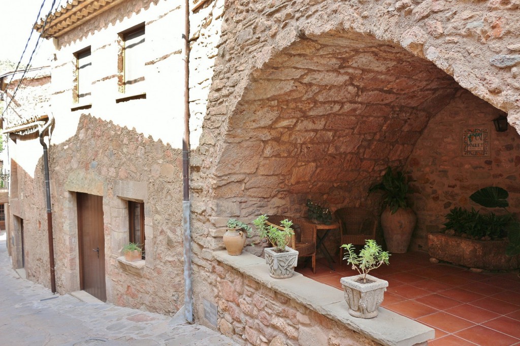 Foto: Pueblo medieval - Mura (Barcelona), España