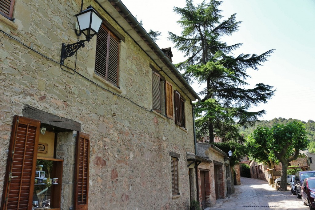 Foto: Pueblo medieval - Mura (Barcelona), España