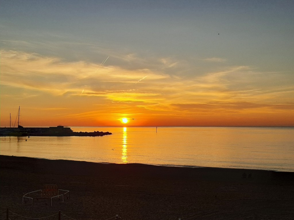 Foto: Amanecer - Barcelona (Cataluña), España